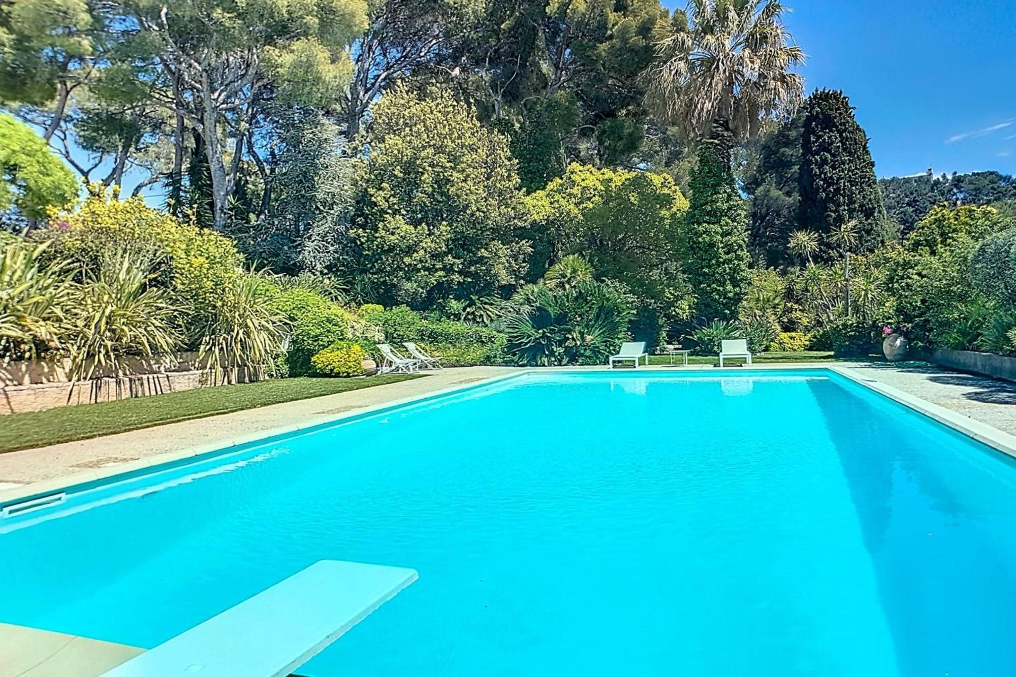 House Surrounded By Nature With Pool In 카시스 외부 사진